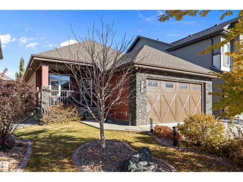 3193 WINSPEAR CR SW Edmonton AB T6X1S8