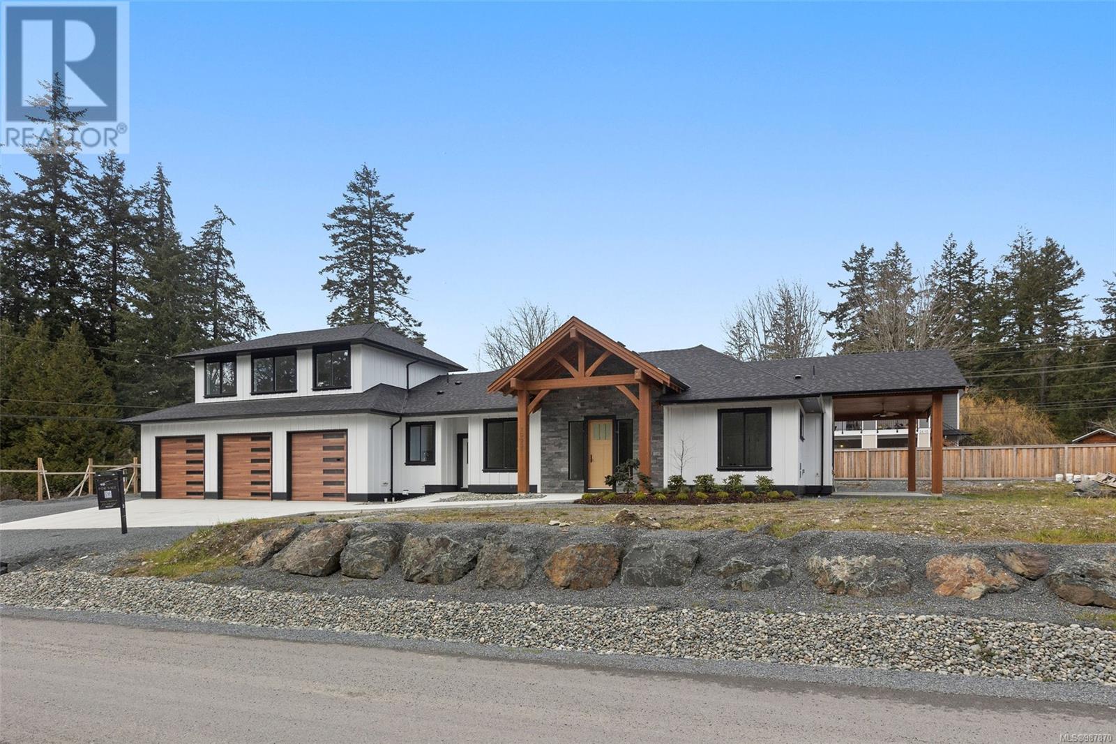 2600 Craven Cres