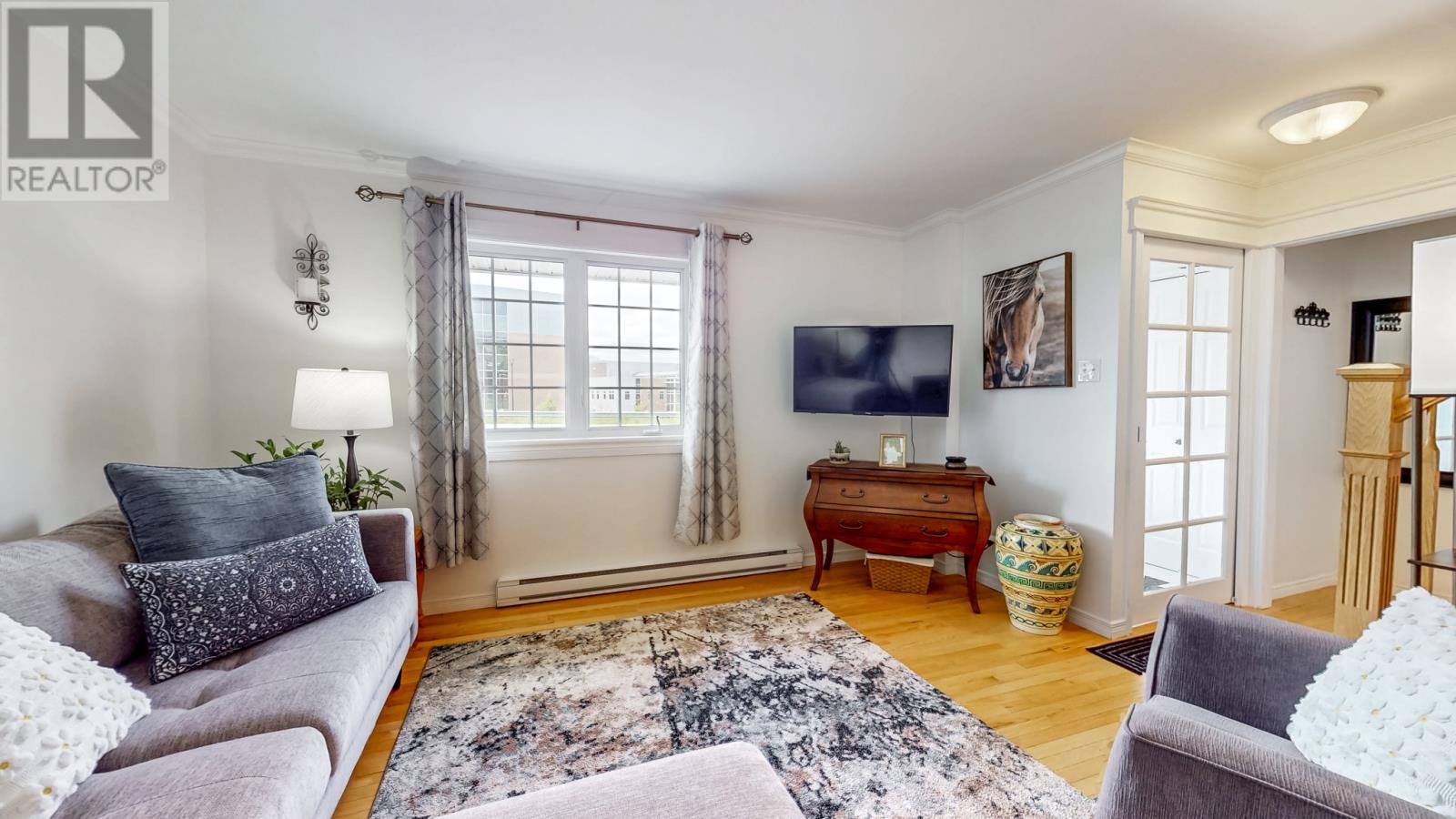 18 Newfoundland Drive