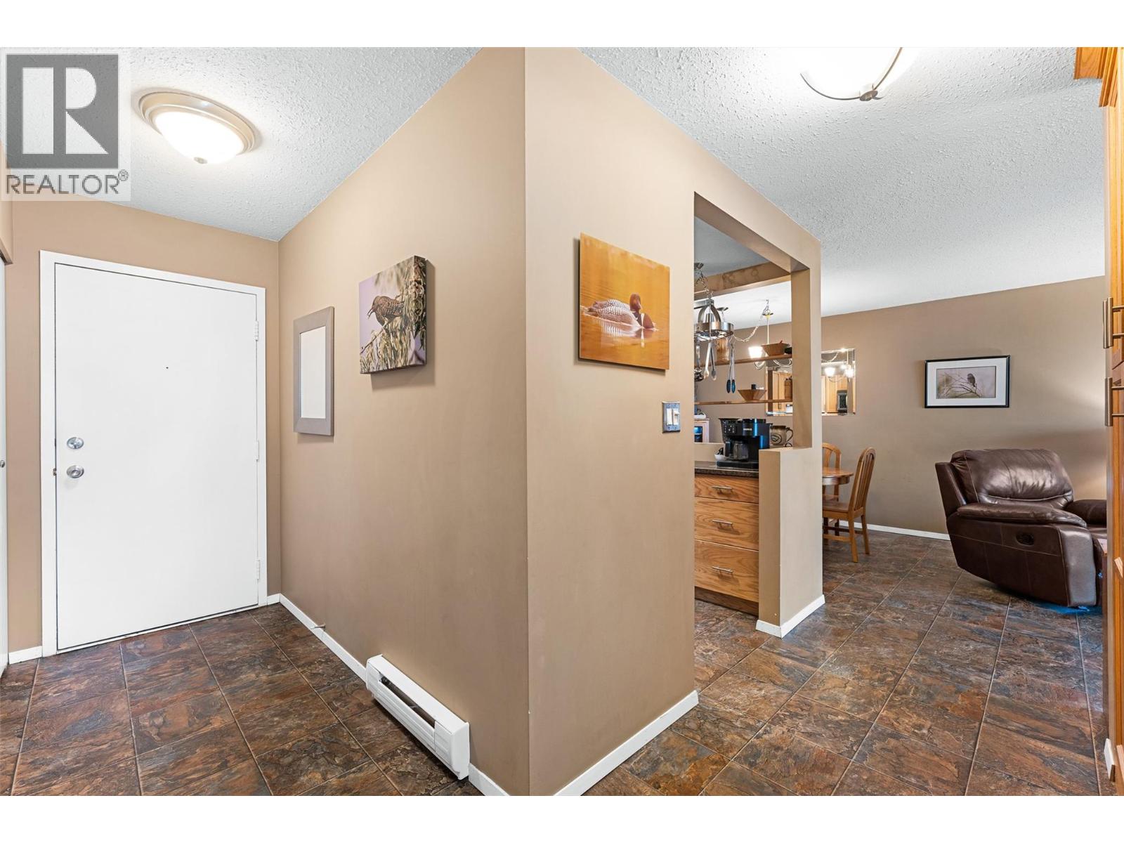 284 Yortkon Avenue Unit# 205