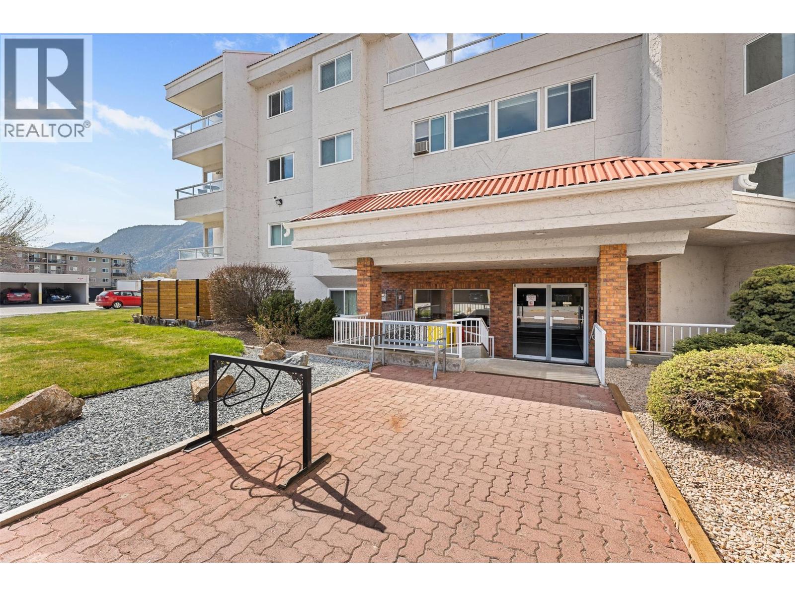 284 Yortkon Avenue Unit# 205