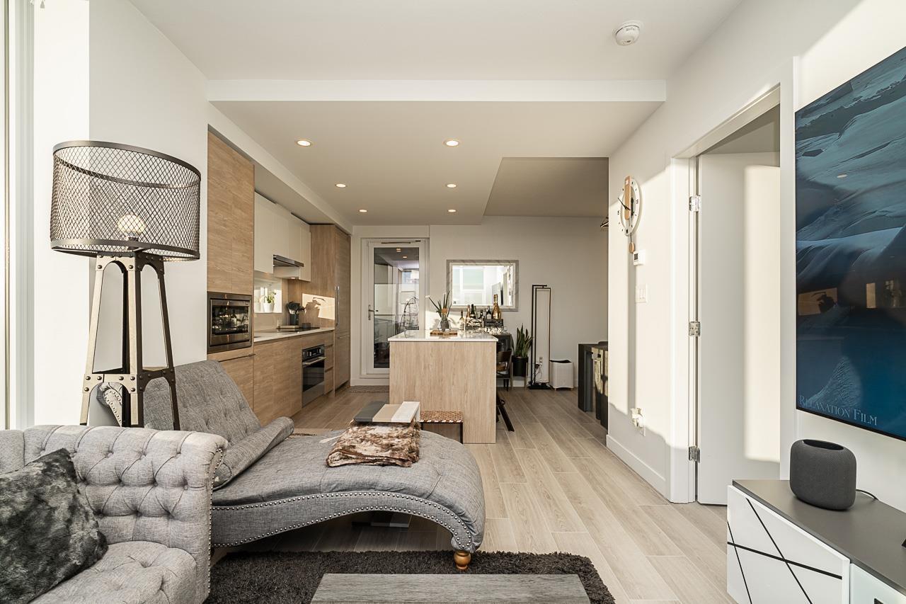 3003 13615 FRASER HIGHWAY