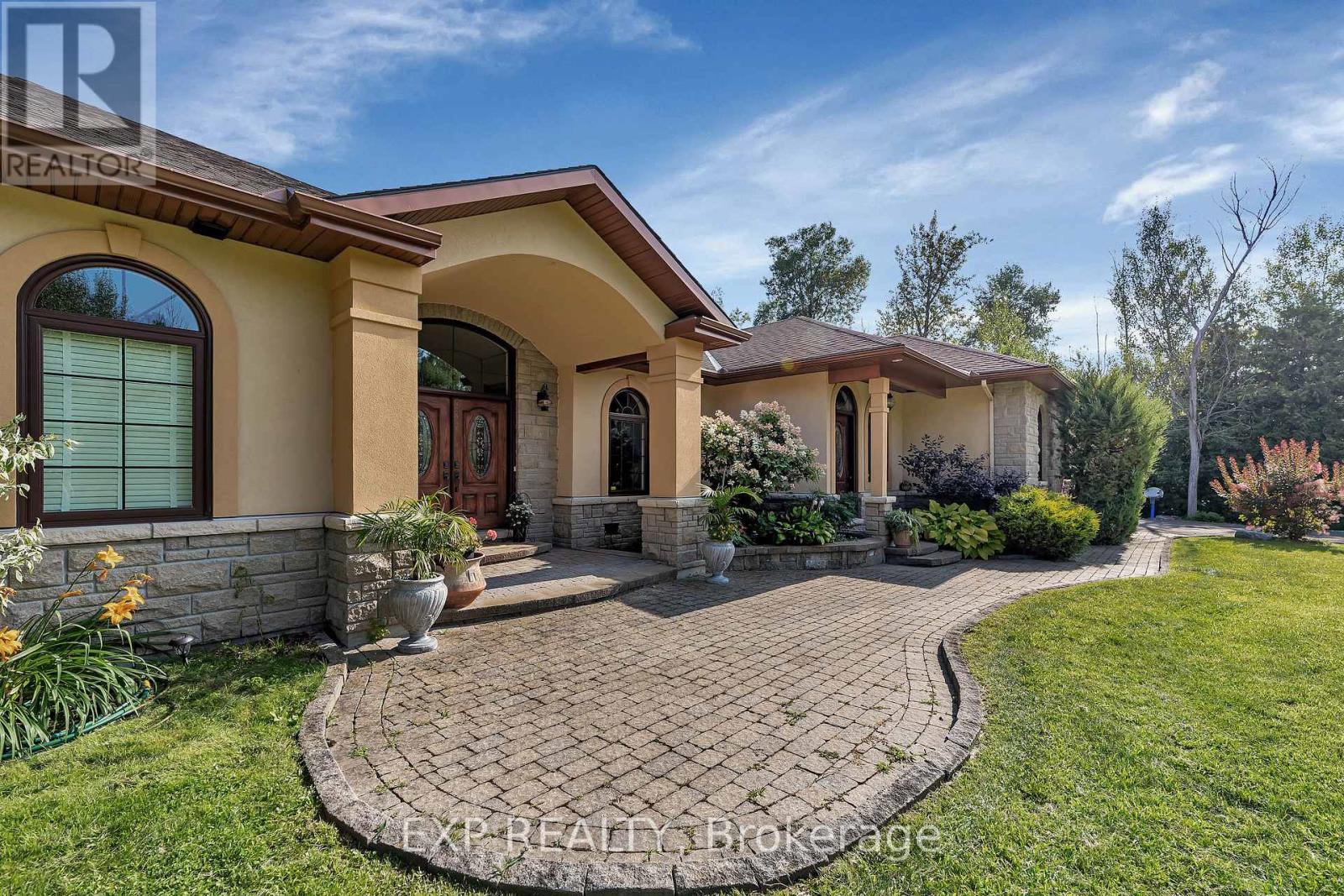 104 SENTINEL PINE WAY