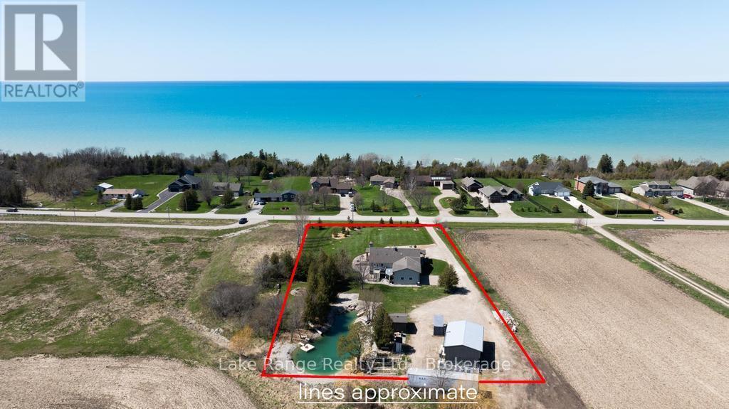 737 LAKE RANGE DRIVE
