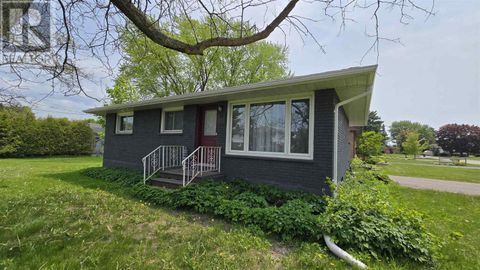 51 Capp AVE Sault Ste Marie ON P6A3R7
