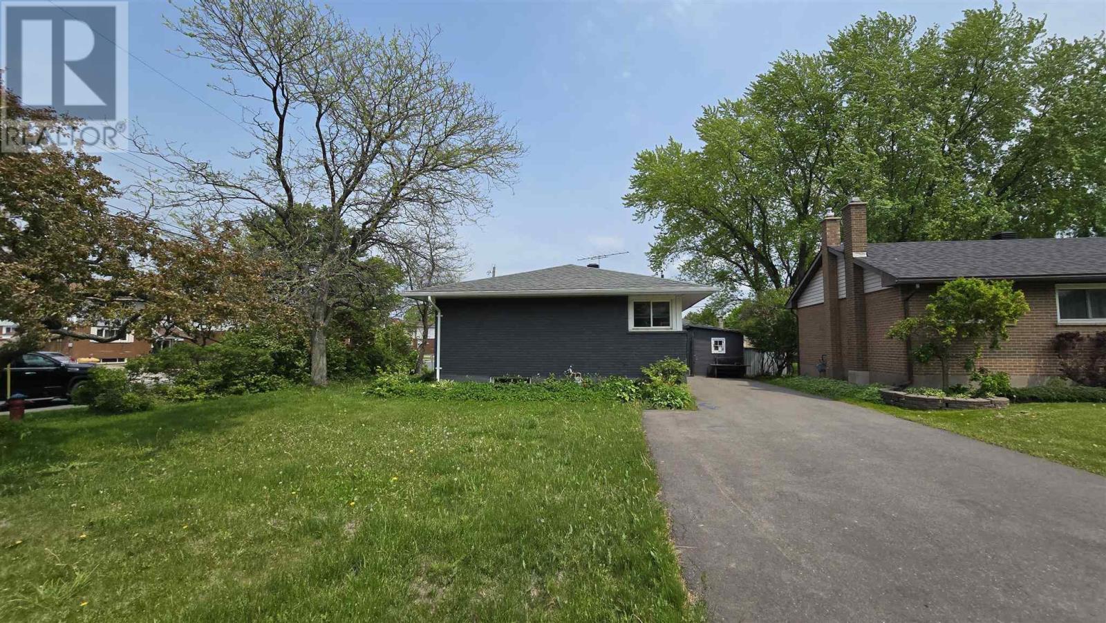 Homes for Sale Sault Ste. Marie 51 Capp AVE