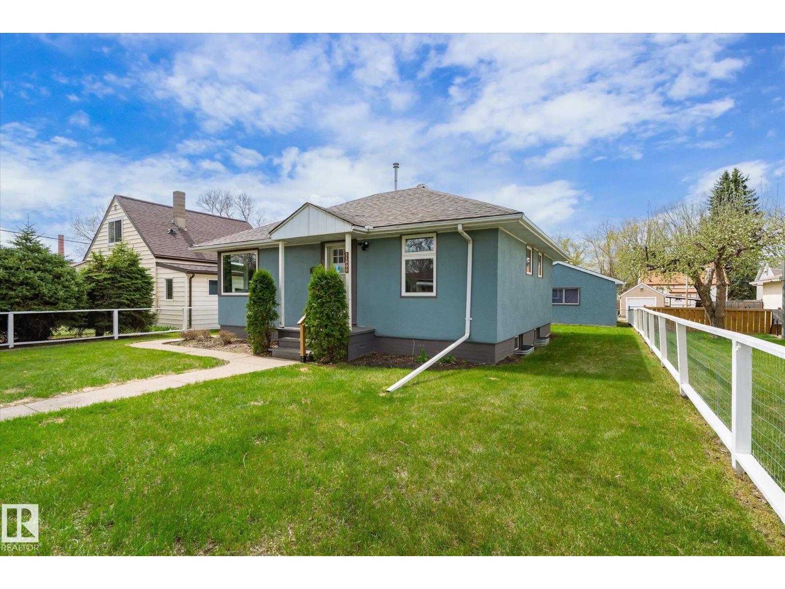 11606 68 ST NW