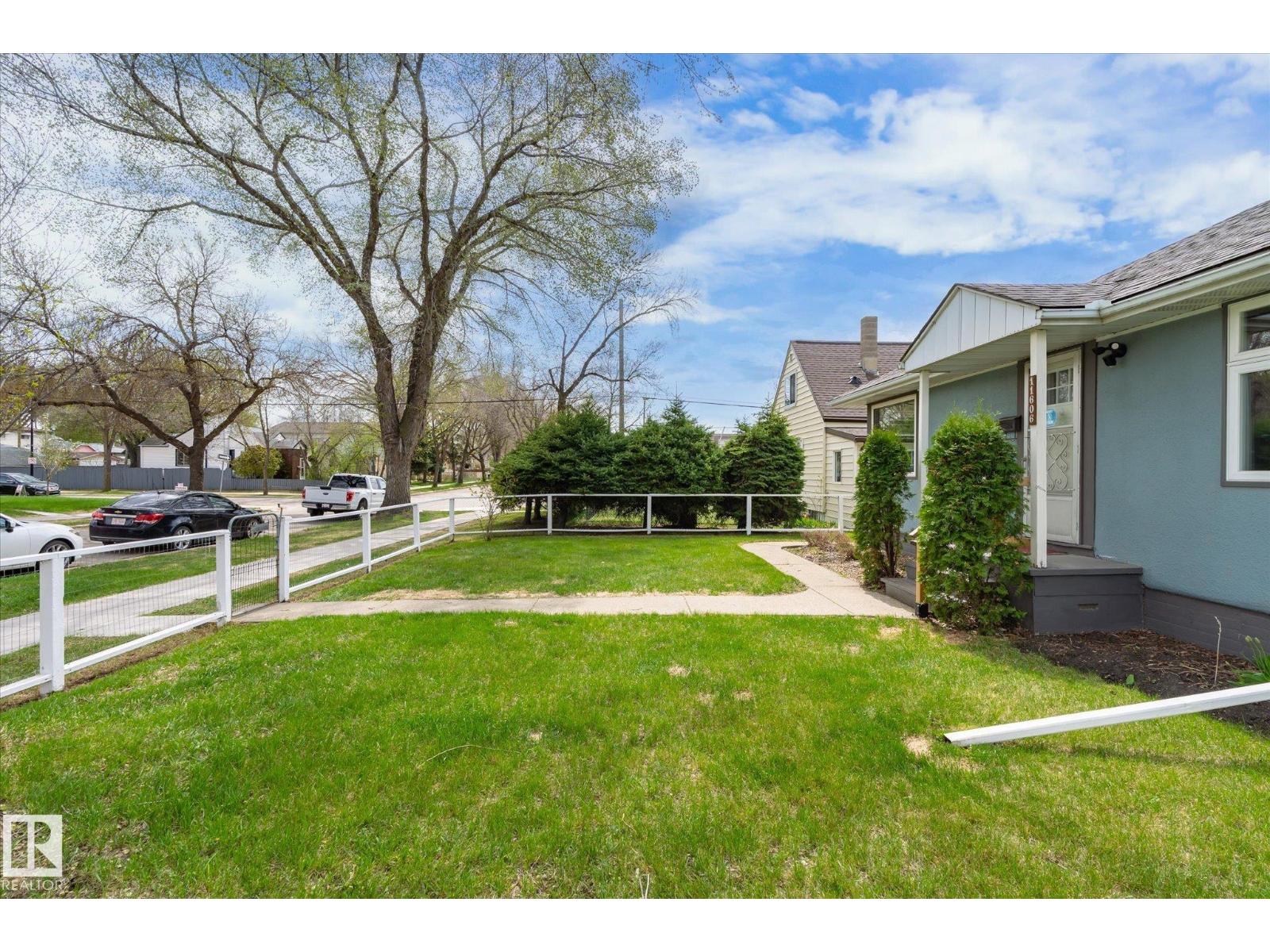 11606 68 ST NW