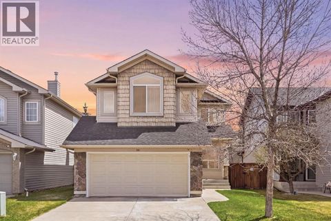 281 Bridlemeadows Common SW Calgary AB T2Y4V4