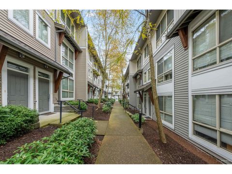 96 6671 121 STREET Surrey BC V3W1T9