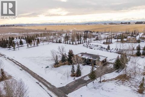 28 Clover Lane Rural Rocky View County AB T3Z1G9