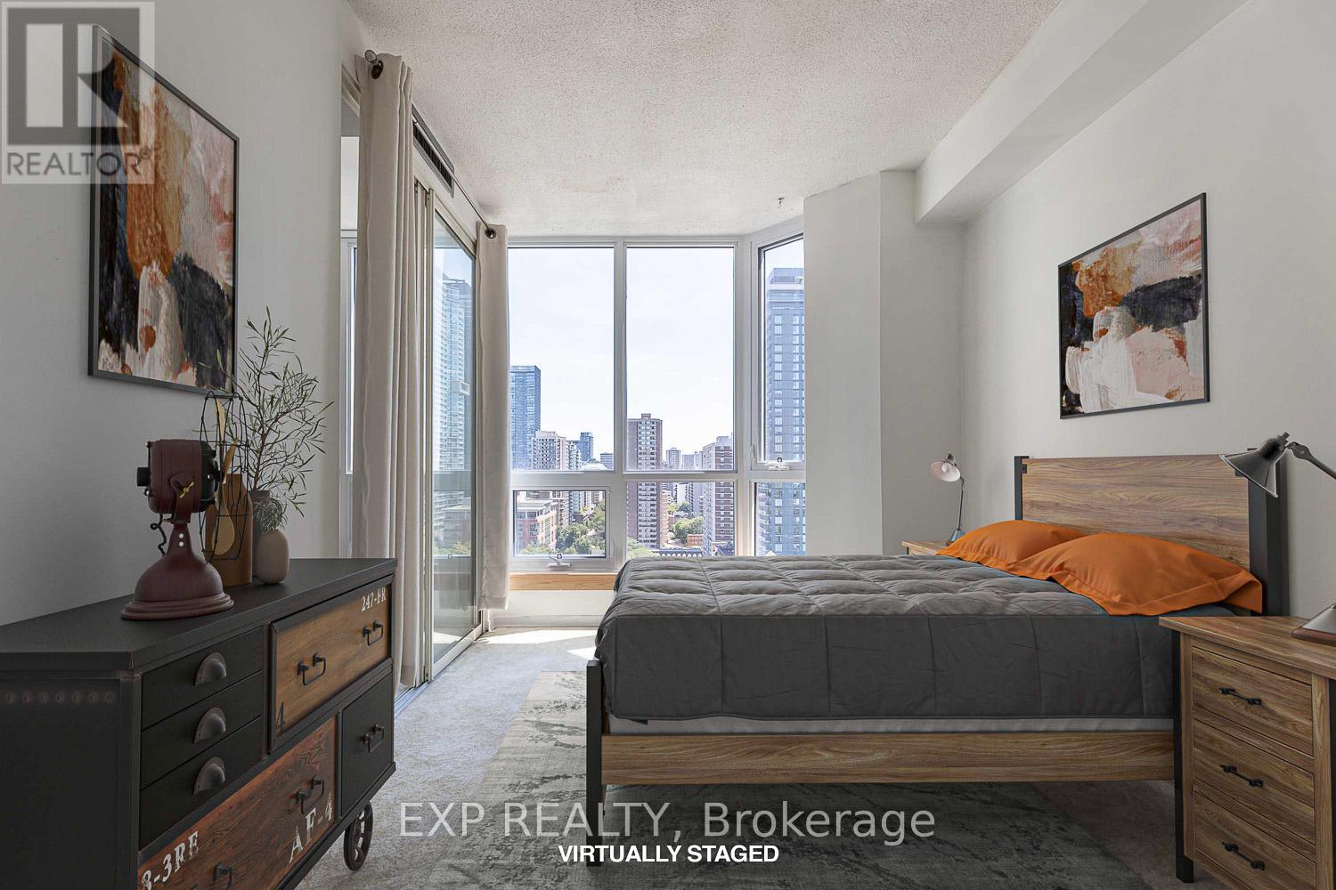 1903 - 1055 BAY STREET
