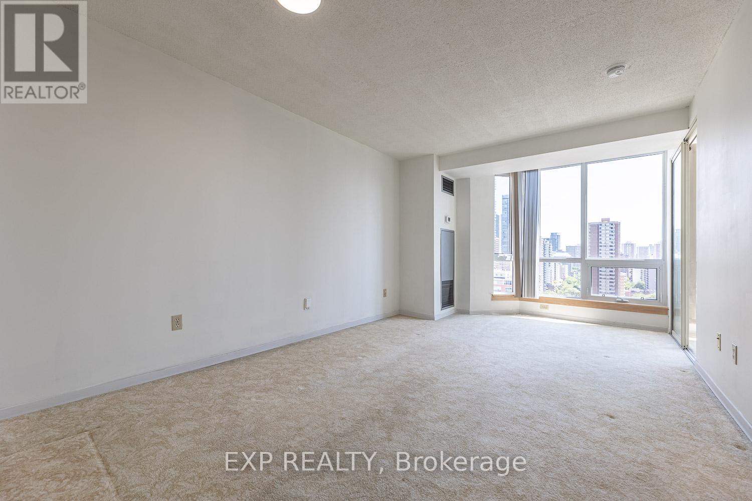 1903 - 1055 BAY STREET