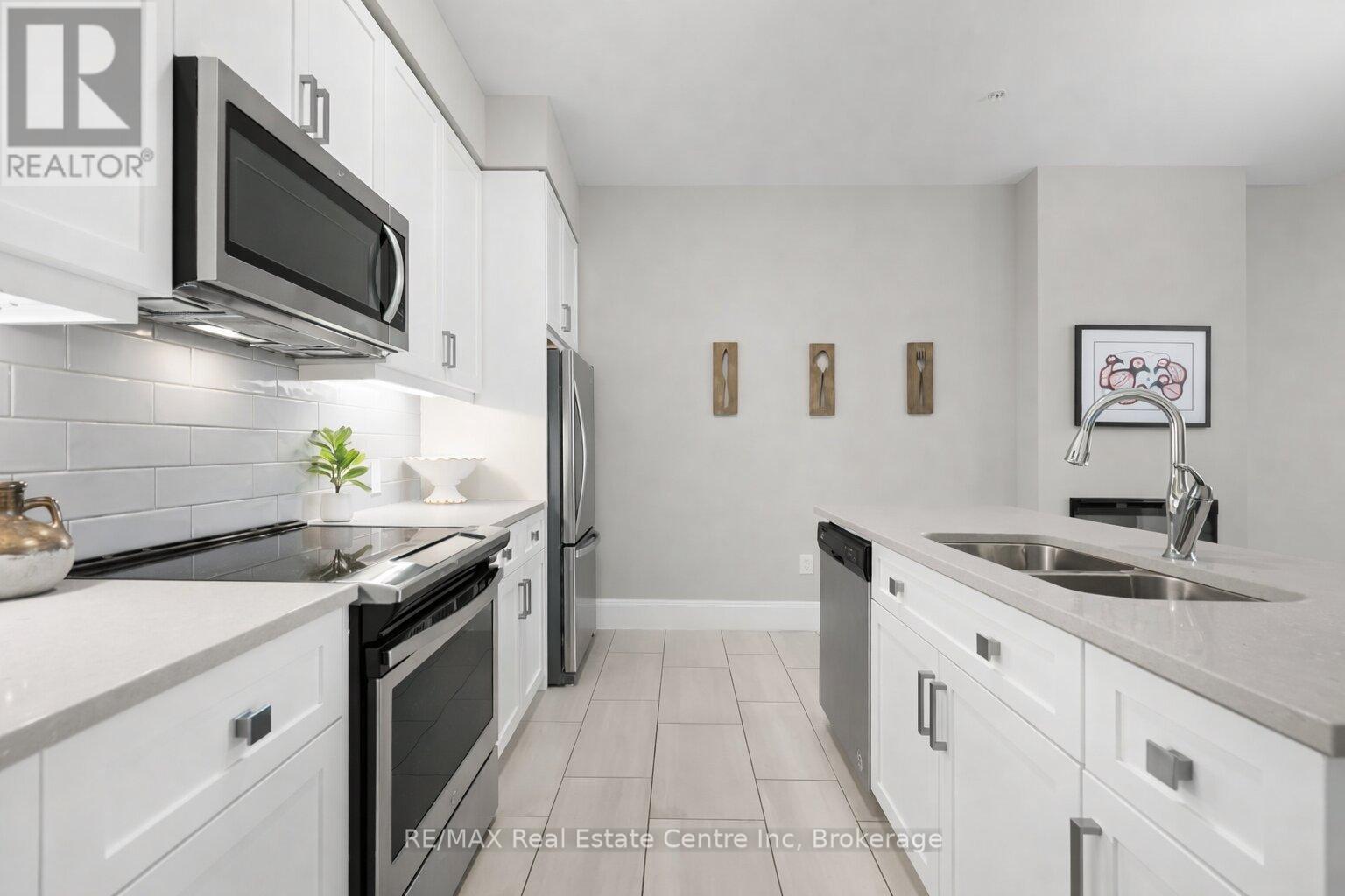 103 - 73 ARTHUR STREET S