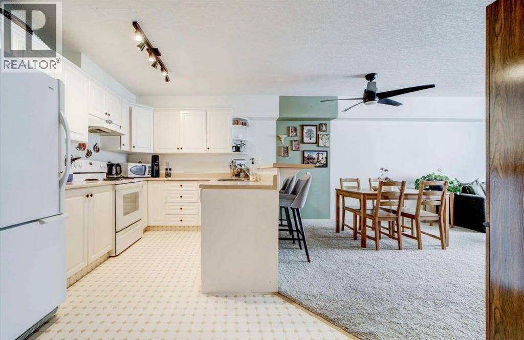 209, 620 Columbia Boulevard W