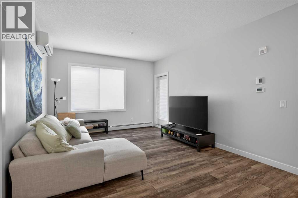 301, 55 Wolf Hollow Crescent SE