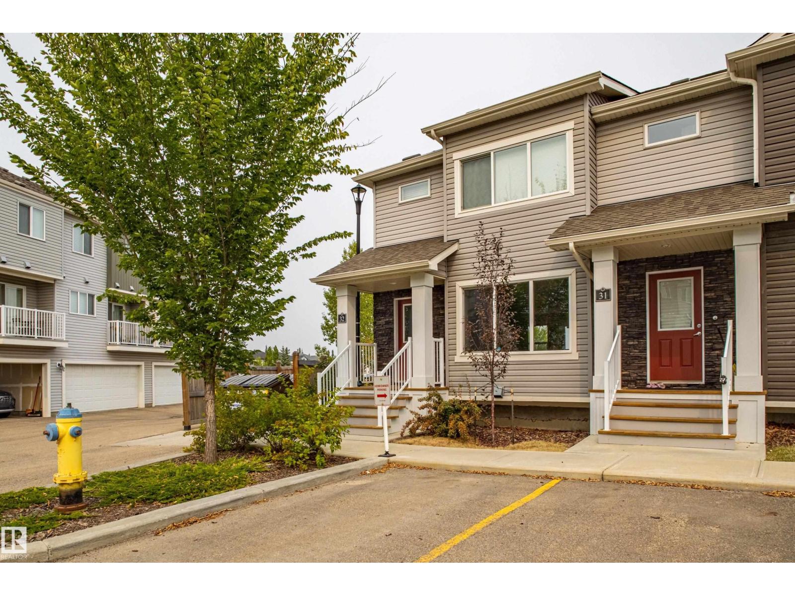 #32 2121 HADDOW DR NW