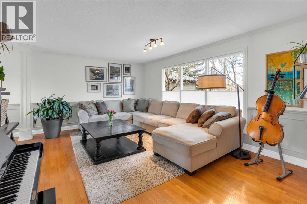 356 Cannington Place SW