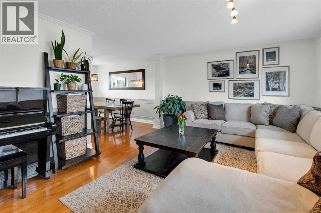 356 Cannington Place SW