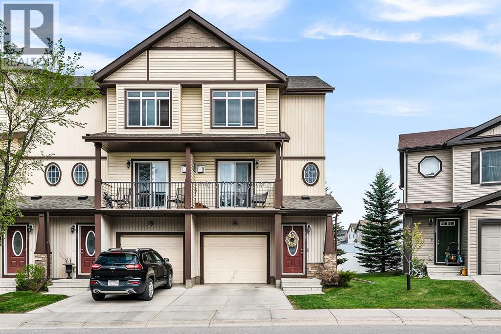 425 Copperpond Landing SE