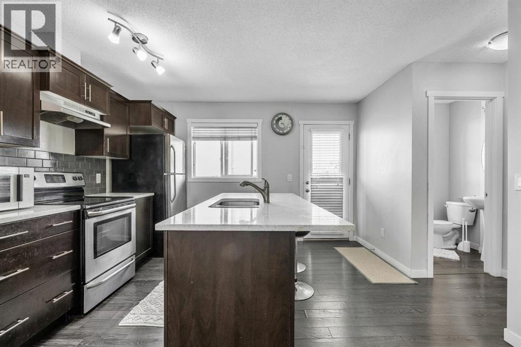425 Copperpond Landing SE