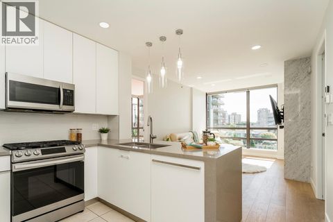 1002 170 W 1ST STREET North Vancouver BC V7M3P2