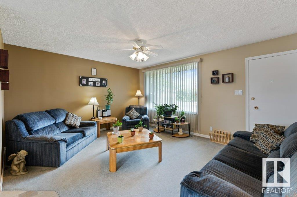 11403 129 AV NW
