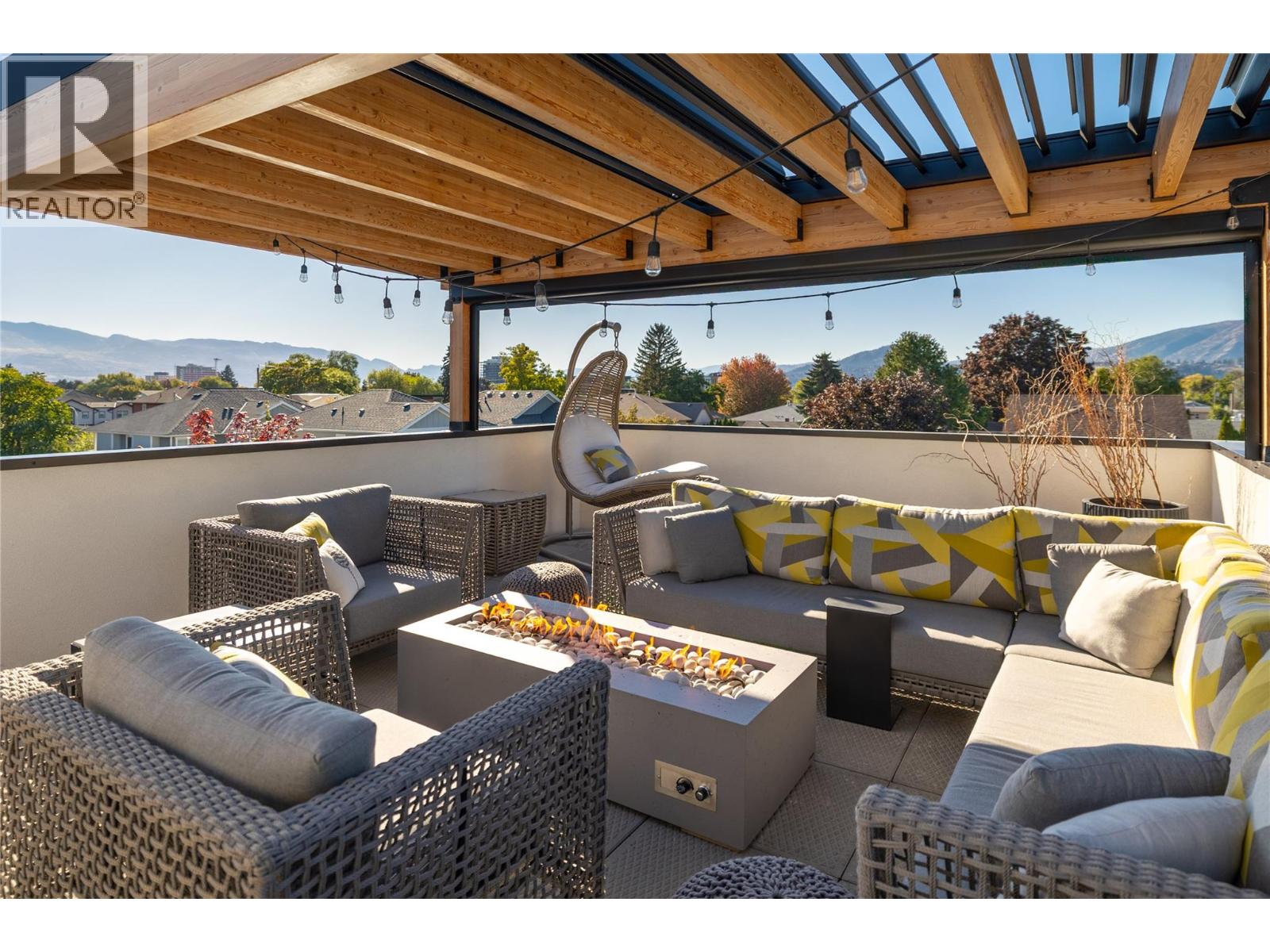 884 Patterson Avenue