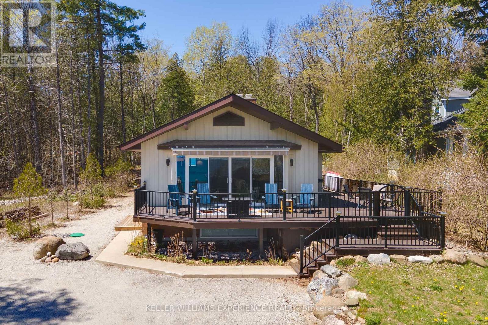 328 CEDAR AVENUE