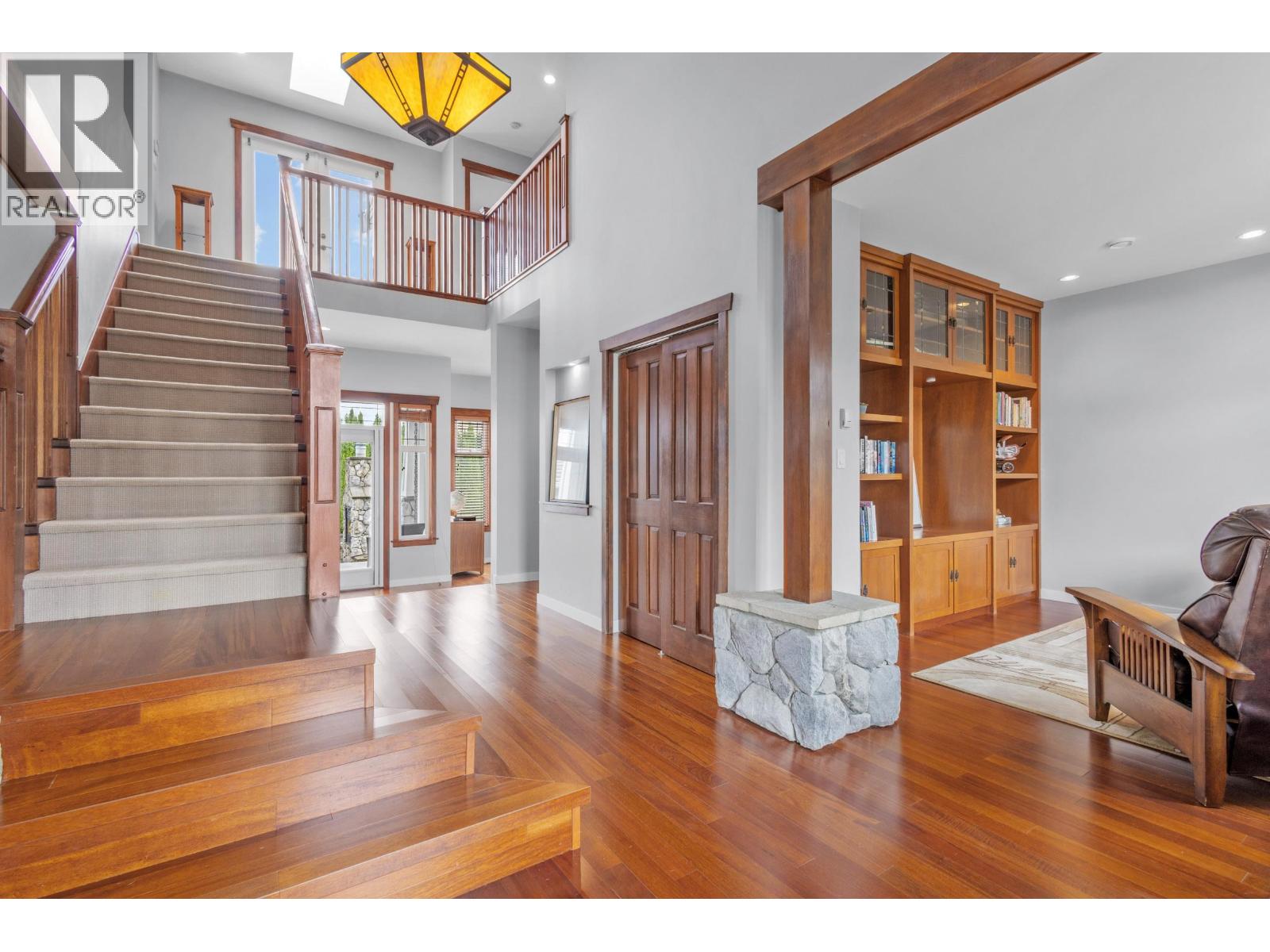 186 MACDONALD AVENUE