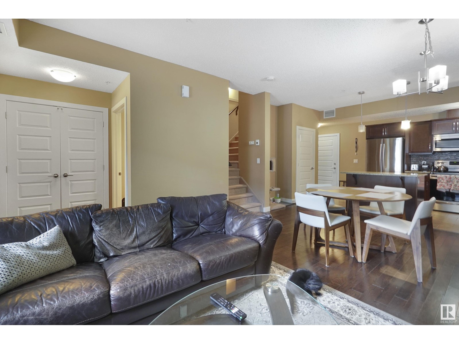 #106 10540 56 AV NW