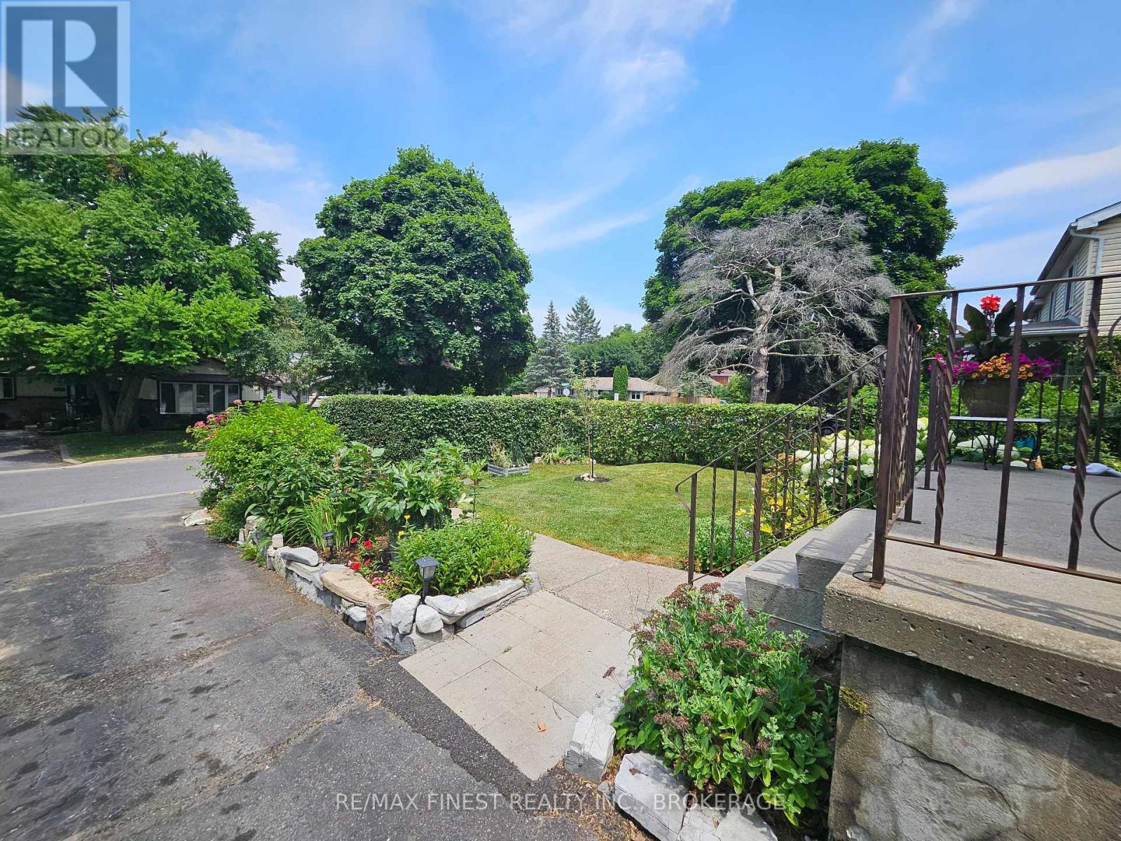336 MCMAHON AVENUE