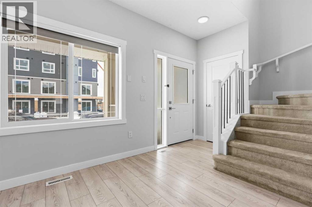 68 Cornerbrook View NE