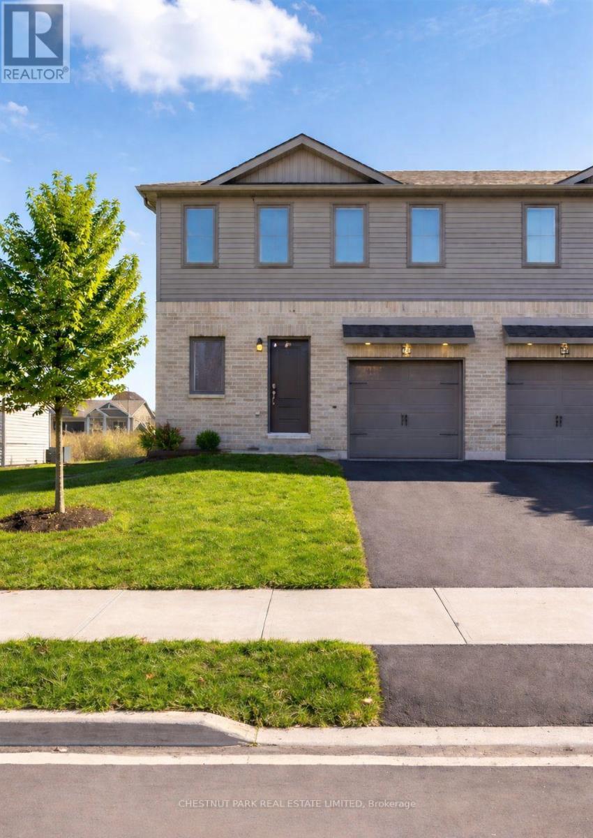 Photo 1 of 30 — 36 CAMPBELL CRESCENT, Prince Edward County (Picton Ward), ON K0K2T0