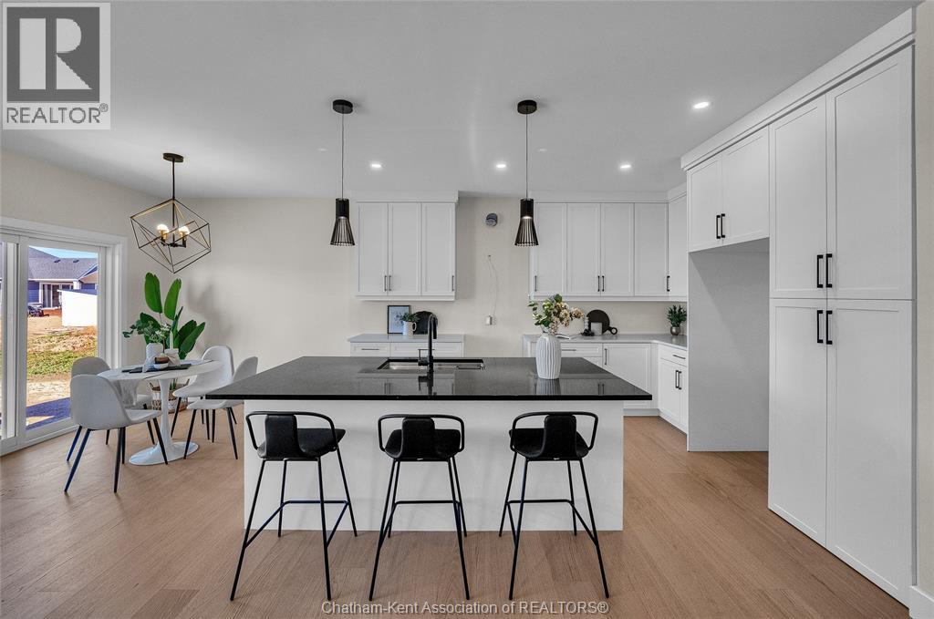 172 Rosewood CRESCENT