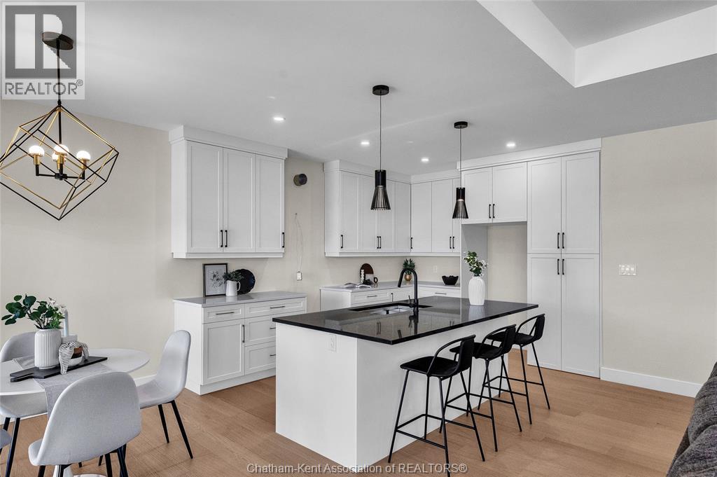 172 Rosewood CRESCENT