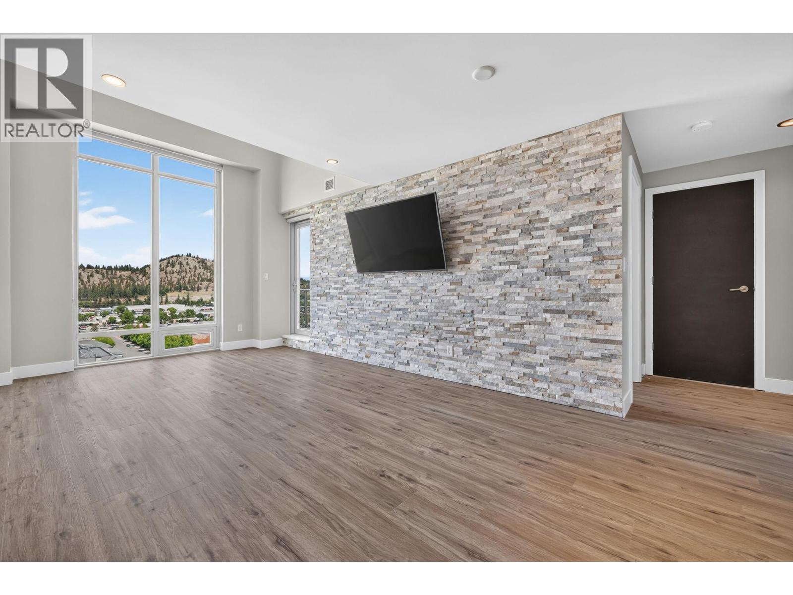 2040 Springfield Road Unit# 1407