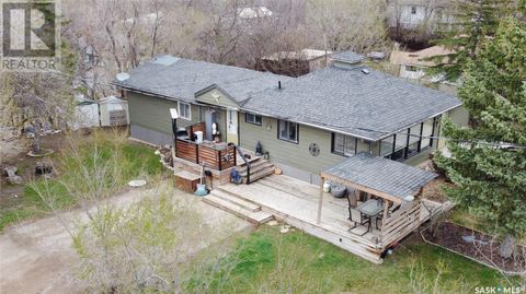 236 MACMURCHY AVENUE Regina Beach SK S0G4C0