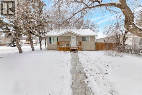 5320 50 Street Lloydminster AB T9V0M7