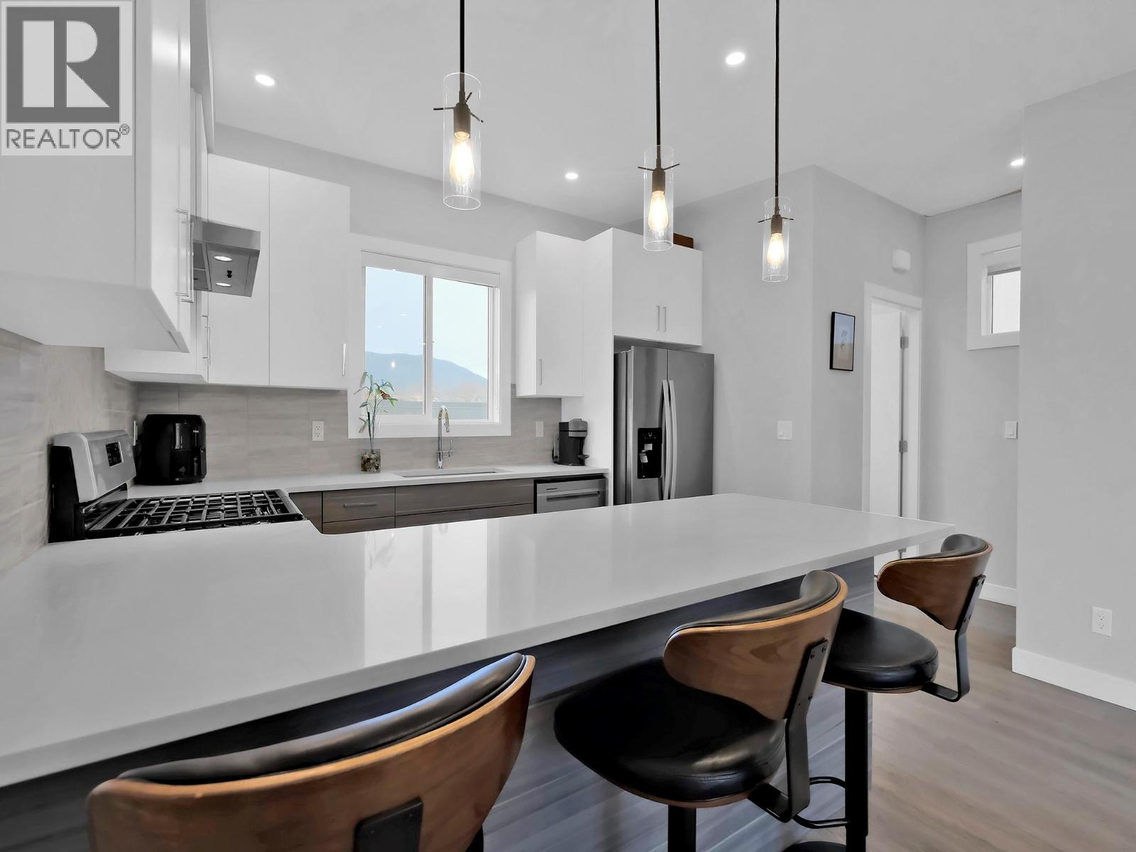 253 NORTON Street Unit# 105