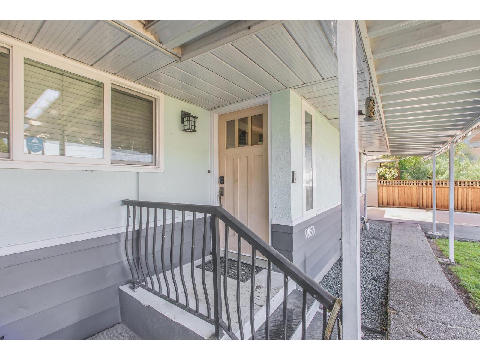 9856 INGLEWOOD CRESCENT|Chilliwack Proper East