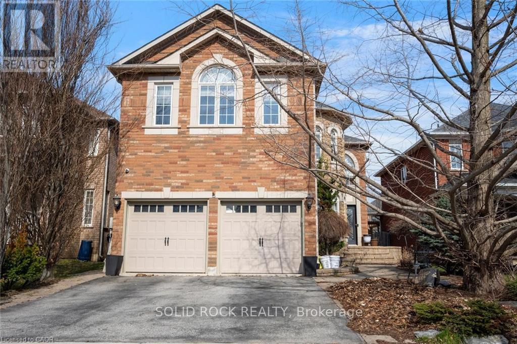 34 FORSYTH CRESCENT