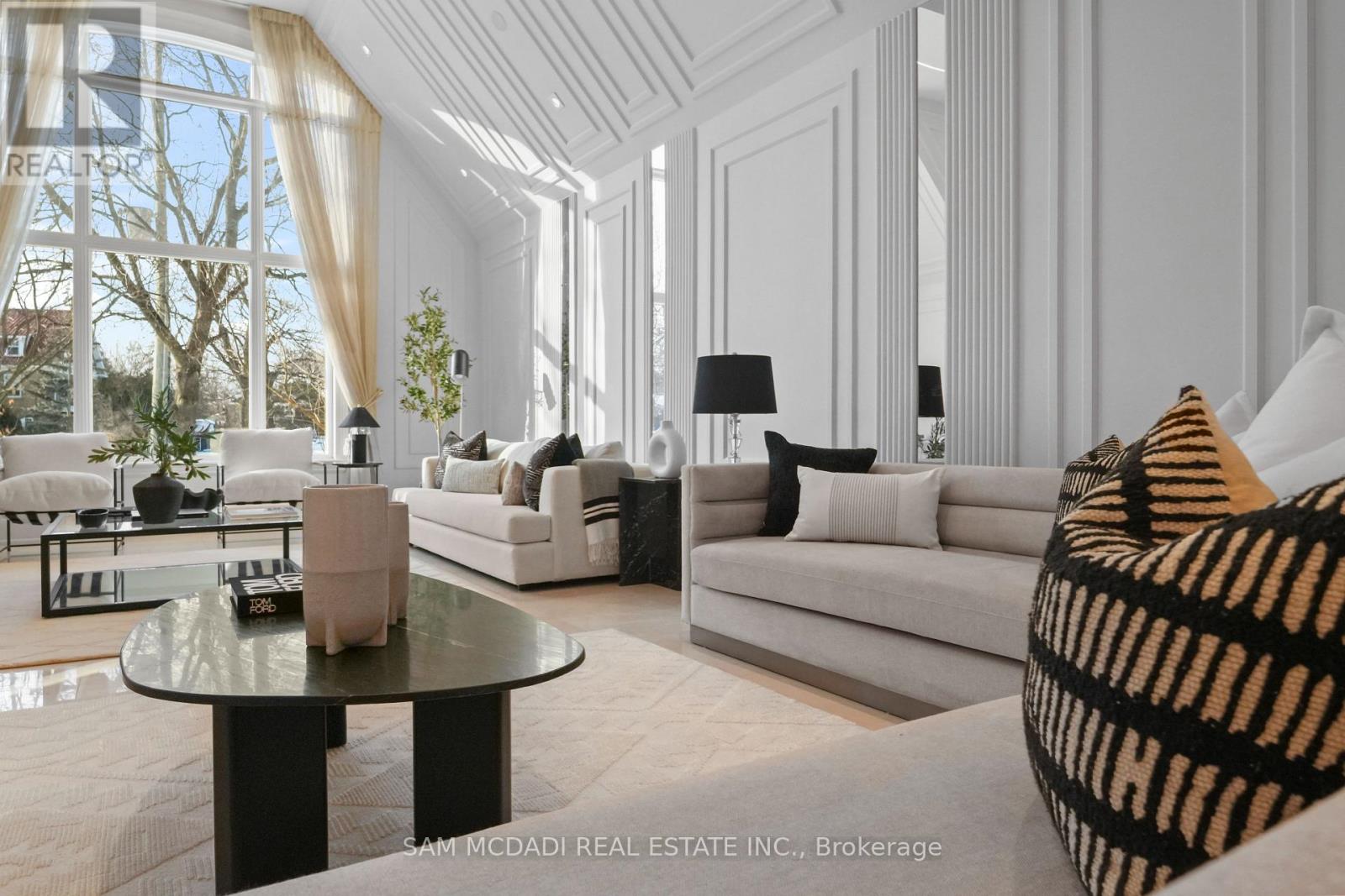 3168 LAKESHORE ROAD W