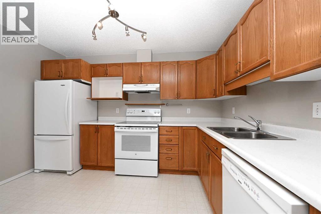 #, 1202 Sienna Park Green SW