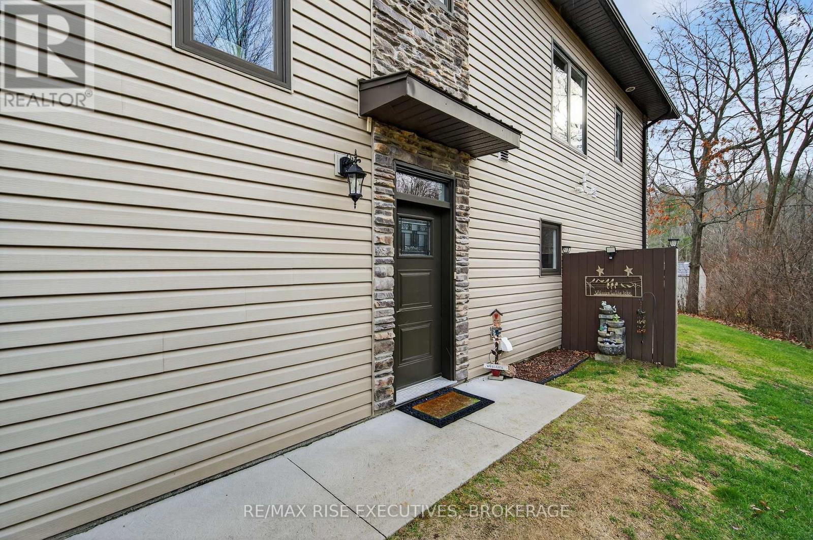 4646 STAIR STEP LANE