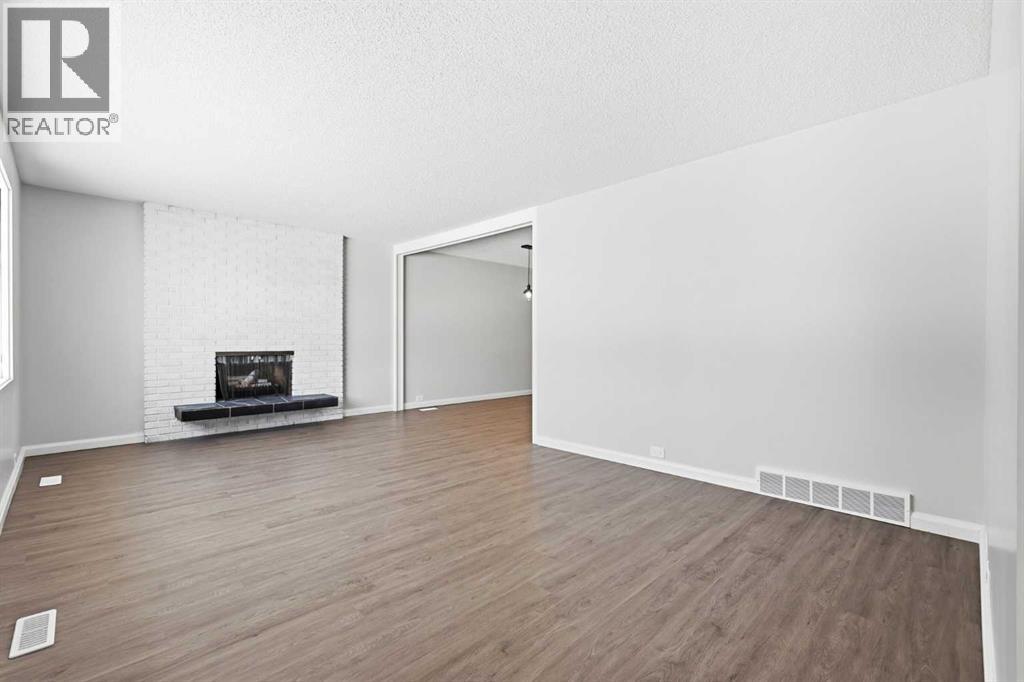 5031 Vienna Drive NW