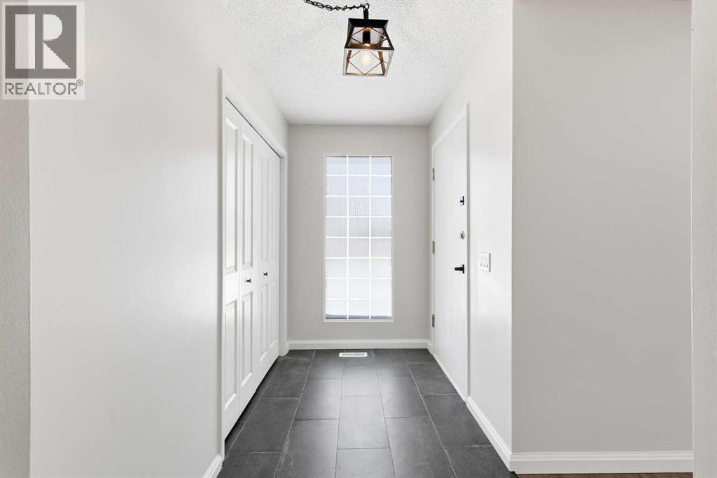 5031 Vienna Drive NW