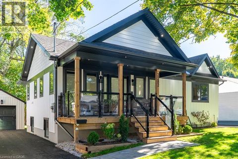 2282 FAIRLEIGH Place Burlington ON L7R1G7