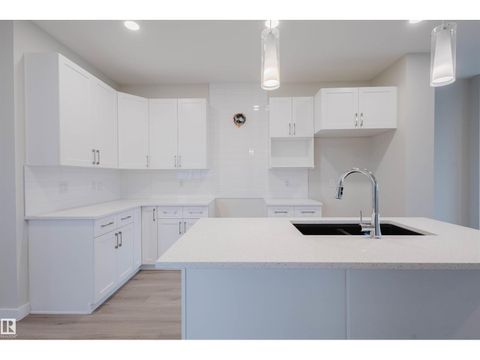 86 PENN PL Spruce Grove AB T7X2W7