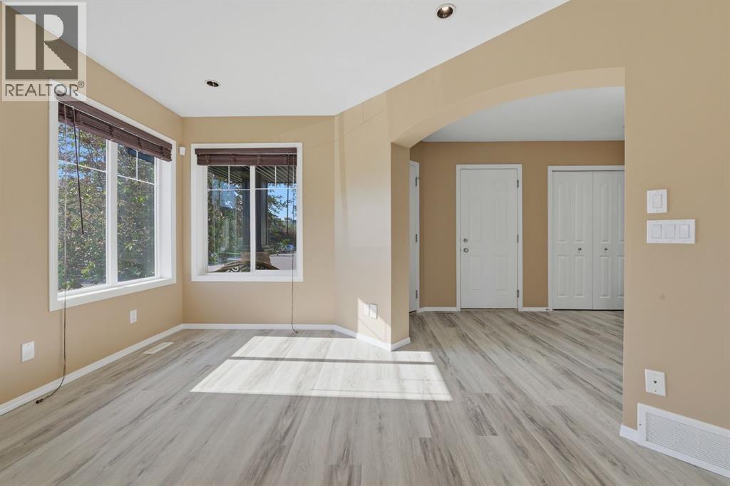 4 Everglen Grove SW